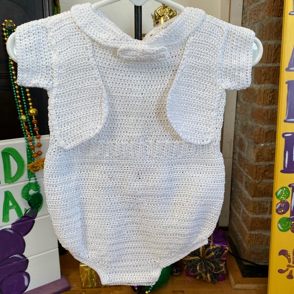 Vintage Infant Boys hand crocheted Romper 0-6M - Picture 2 of 8